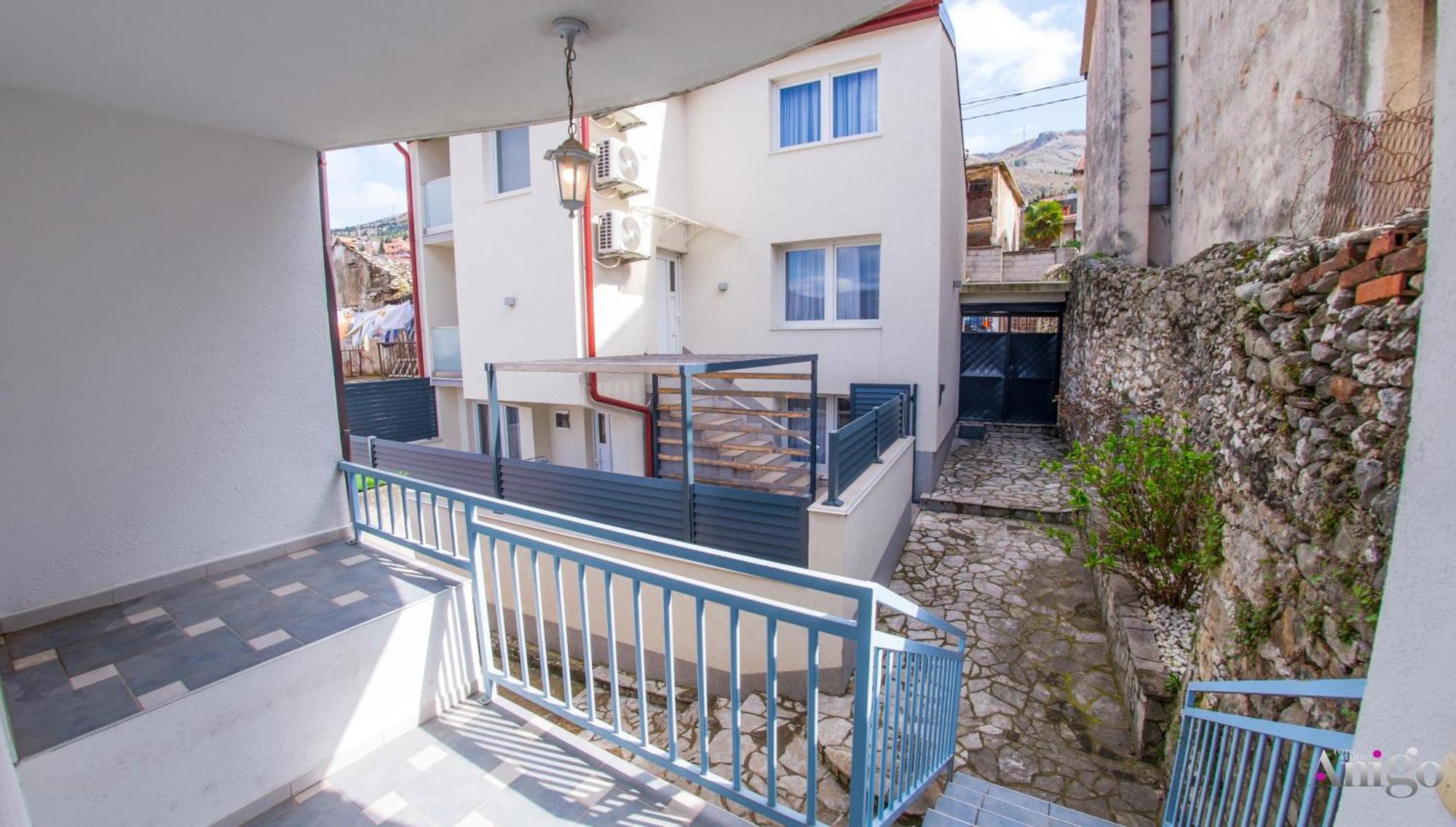 Apartment Ado Mostar Eksteriør bilde