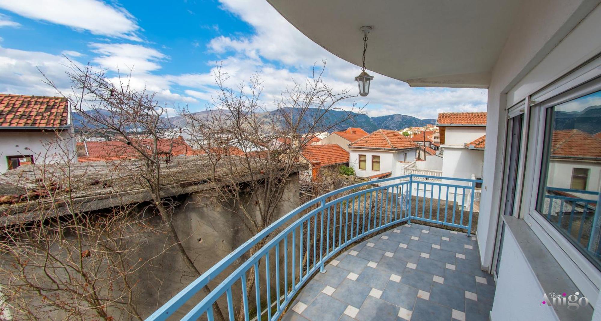 Apartment Ado Mostar Eksteriør bilde