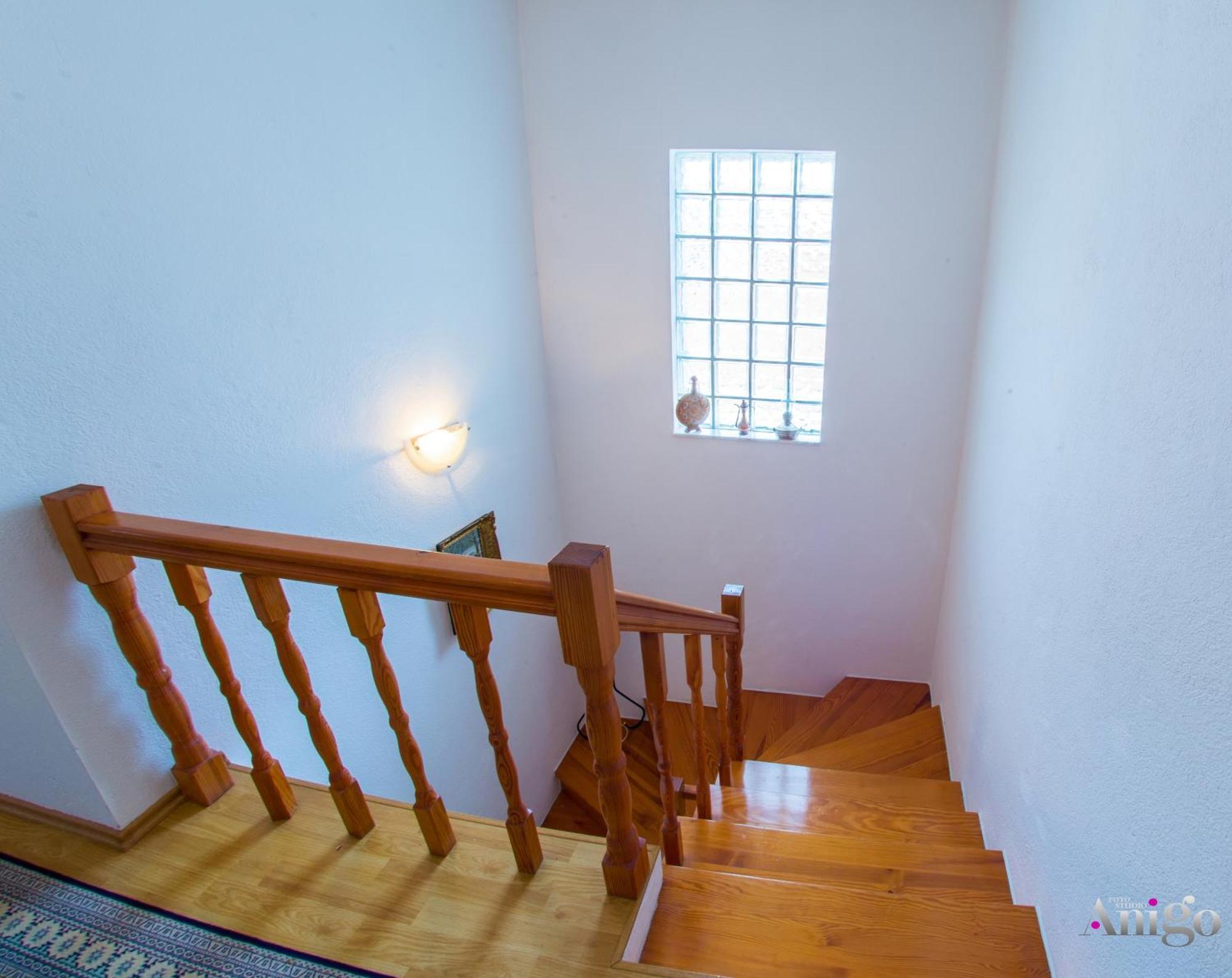 Apartment Ado Mostar Eksteriør bilde